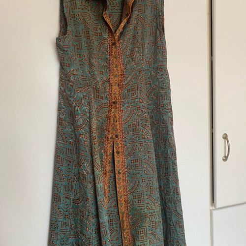 Maxi dress like new, sleeveless, multicolor, size M
