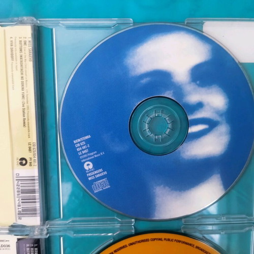 Propellerheads and Passengers CDs like new, singles