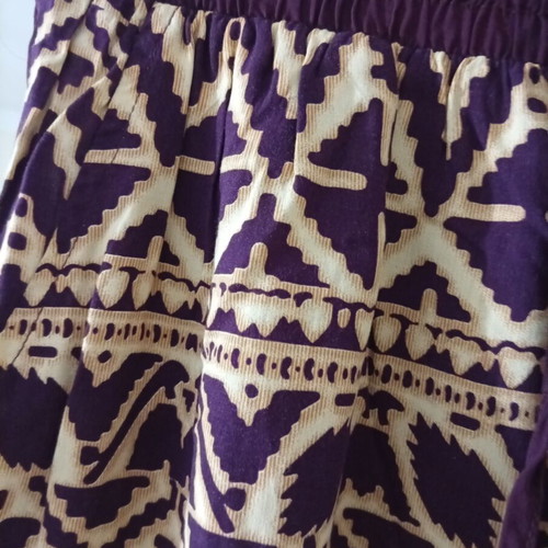 Summer printed pants used, size small/medium, beige and purple