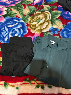 H&M clothing set like new, pants and shirt