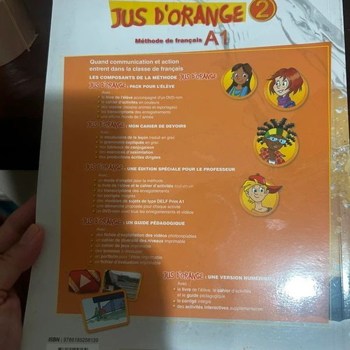 Jus d'orange 2 French learning book A1.1 level