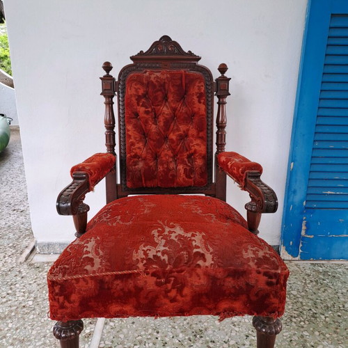 Antique set of 2 carved chairs and 1 octagonal table used
