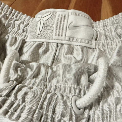 Nike Kobe DRI-FIT reversible basketball shorts size S like new, white