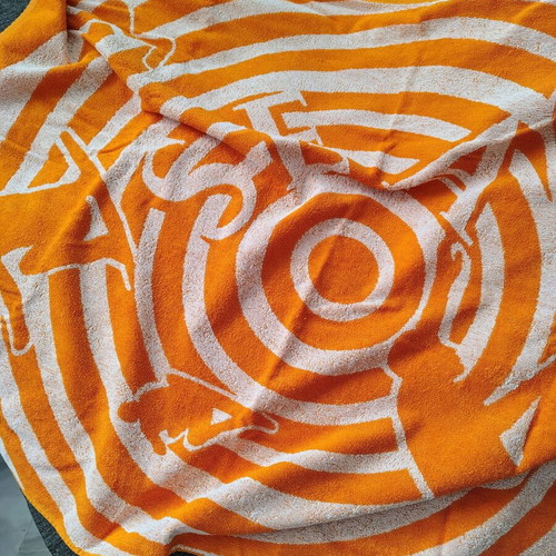 Beach towel 100% cotton, like new