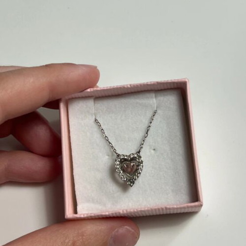Swarovski 3D heart necklace used, gray and pink