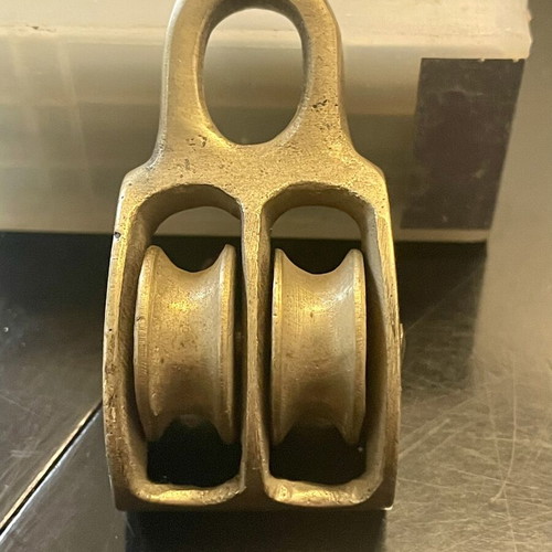 Brass double pulley 800kg new