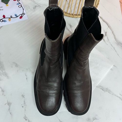 Zara leather Chelsea boots brown size 40 like new