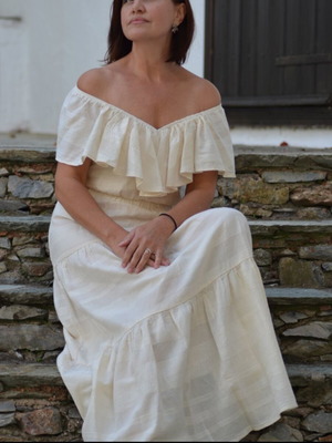 Long skirt set with crop blouse like new, beige, size M