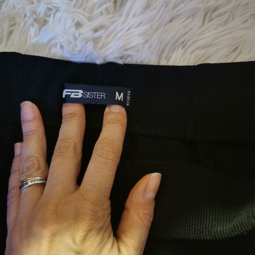 Flared pants size M black like new