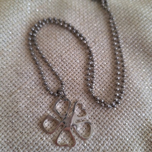 Necklace new 925 silver with flower and metal chain