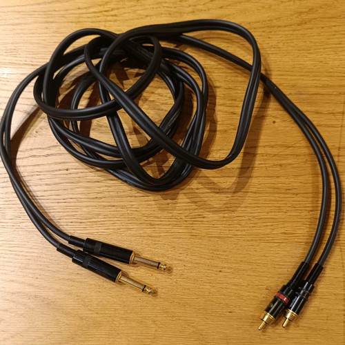 RCA to PHONO 6.3mm audio cable 3 meters like new