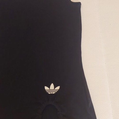 Adidas tank top like new, size 32, black