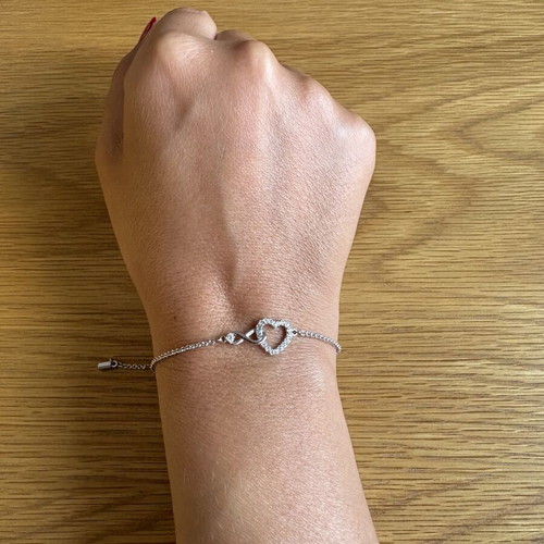 Swarovski Hyperbola Infinity & Heart bracelet, silver finish