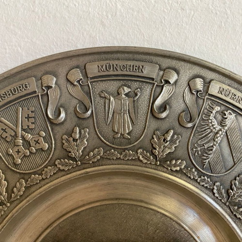 Vintage German Decorative Wall Plate like new, pewter alloy