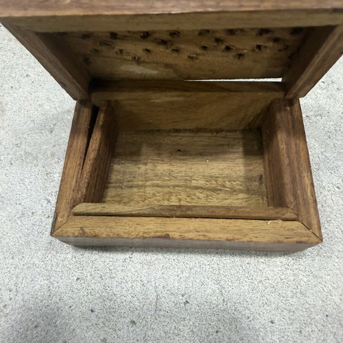 Decorative set like new with wooden incense holder and brass box
