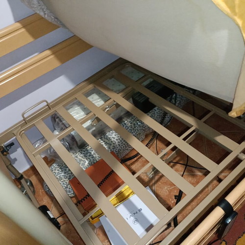 Hospital bed for home care like new, fully functional