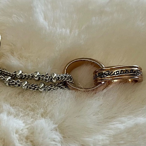 Guess hanging earrings like new, gold and silver