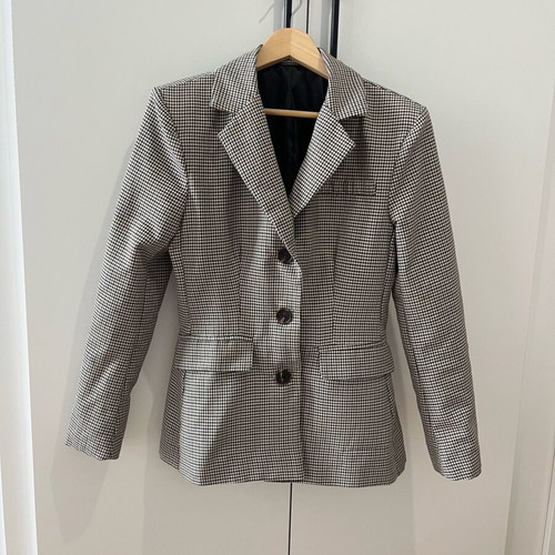 Checked brown jacket with shoulder pads like new, size S