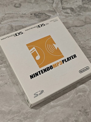 Nintendo MP3 Player AGS-A-ZMDE, complete in box