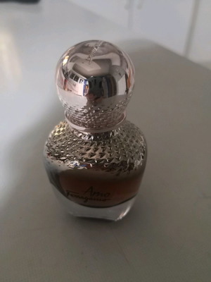Парфюм Amo Ferragamo 30 мл употребяван