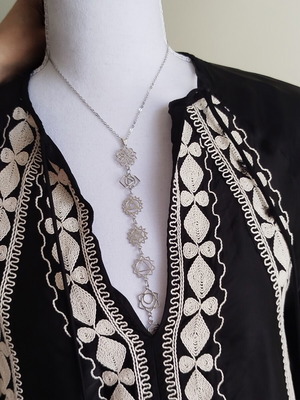 Ethnic long necklace silver color new