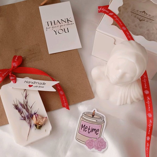 Handmade decorative candle Woman with Scarf new, gift set