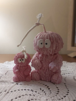 Handmade decorative candle set mom and baby in pink marble tone