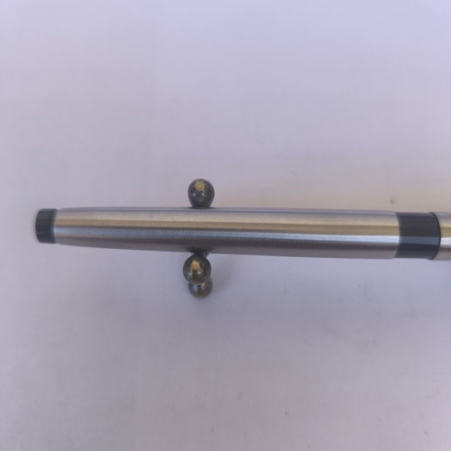 Pelikan Celebry pen stainless steel, like new, needs ink refill