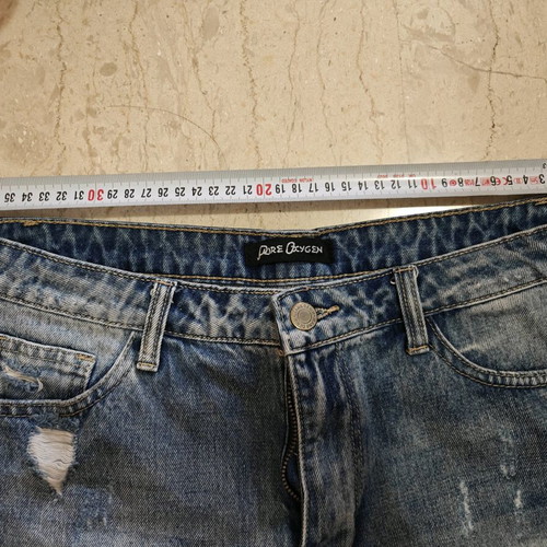 Short denim shorts like new, with pockets, blue