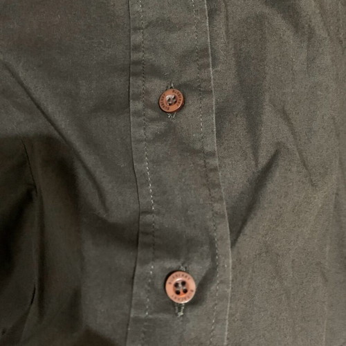 Burberry 3/4 sleeve shirt used, brown size M