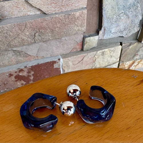 Blue transparent earrings with front lock new