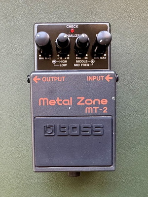 Boss Metal Zone MT-2 guitar pedal used, no power supply