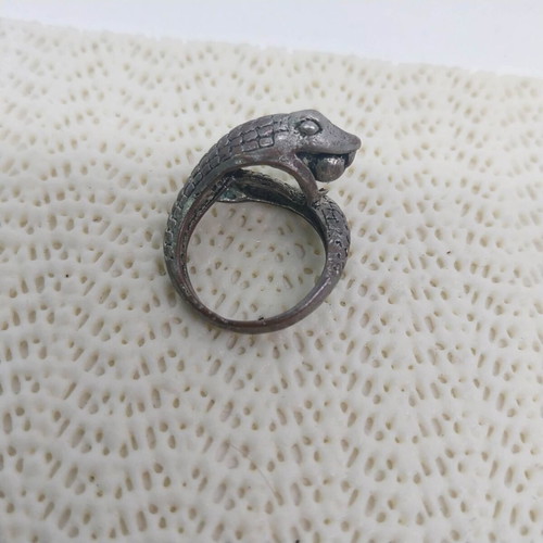 Vintage snake ring, silver color, 17 mm inner diameter