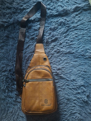 Crossbody bag new, dark tan leather with multiple compartments