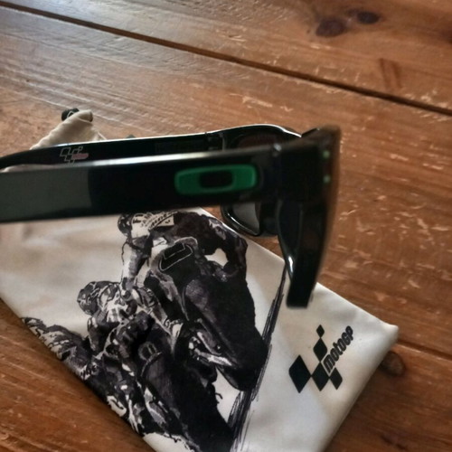 Oakley MotoGP sunglasses used, black with pouch
