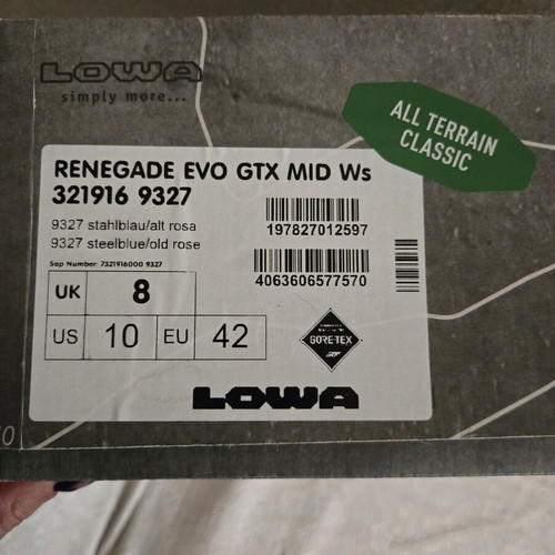 Lowa Renegade Evo GTX Mid Hiking Boots like new, size 42, unisex