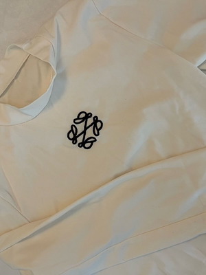 Long-sleeve white shirt like new, size S