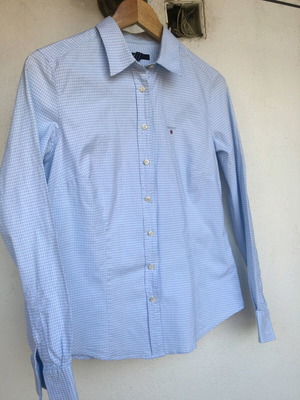 Gant shirt like new, size M/L, white and blue checked