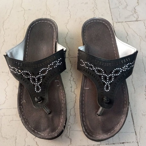 Sandals in very good condition, size 39