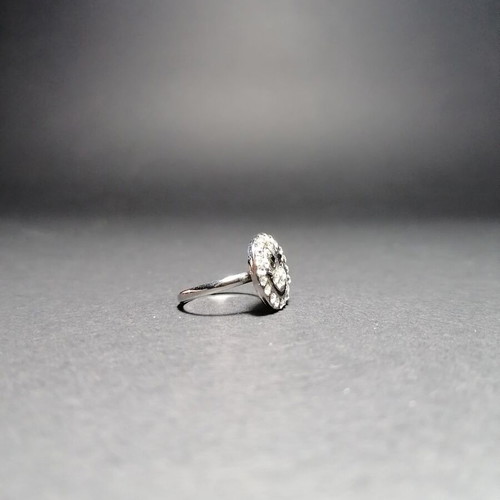 Ring No. 49 like new, silver