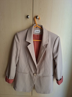 Toi&Moi beige women's blazer size S with coral lining