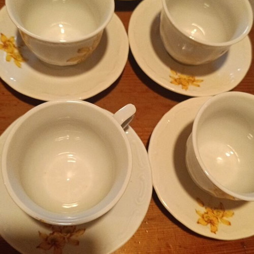 Set of 5 cups with saucers for Greek or espresso like new