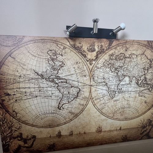 Large decorative wall art like new, 1.5x1 m