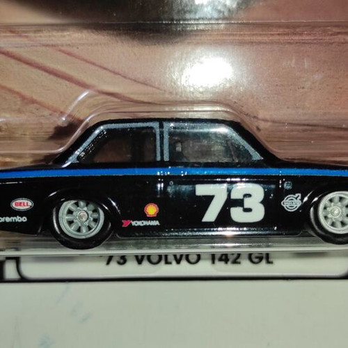 Hot Wheels 2025 Premium Boulevard #111 '73 Volvo 142 GL new