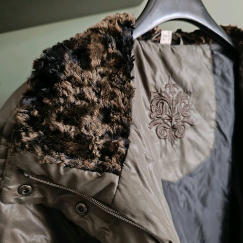 Long women's coat used, olive, size L