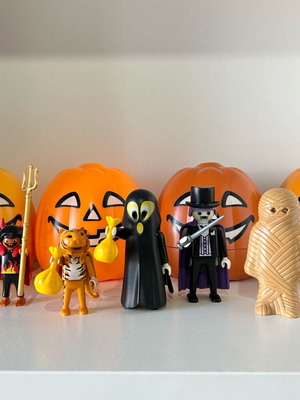 Playmobil Halloween vintage set 4770-4773 like new
