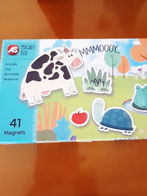 Board game like new with all pieces, ages 3+