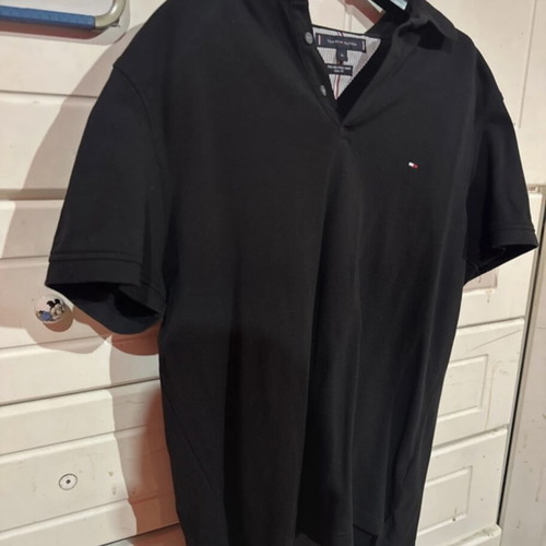 Tommy Hilfiger polo shirt black, like new, XL