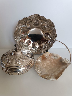 Antique silverware set used
