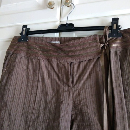 Forel women's capri pants new, size XL, brown with lace trim